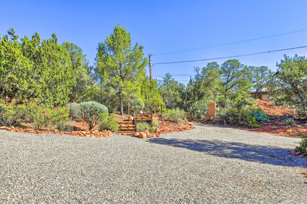 Bright Sedona Home With Deck And Mountain Views! ภายนอก รูปภาพ