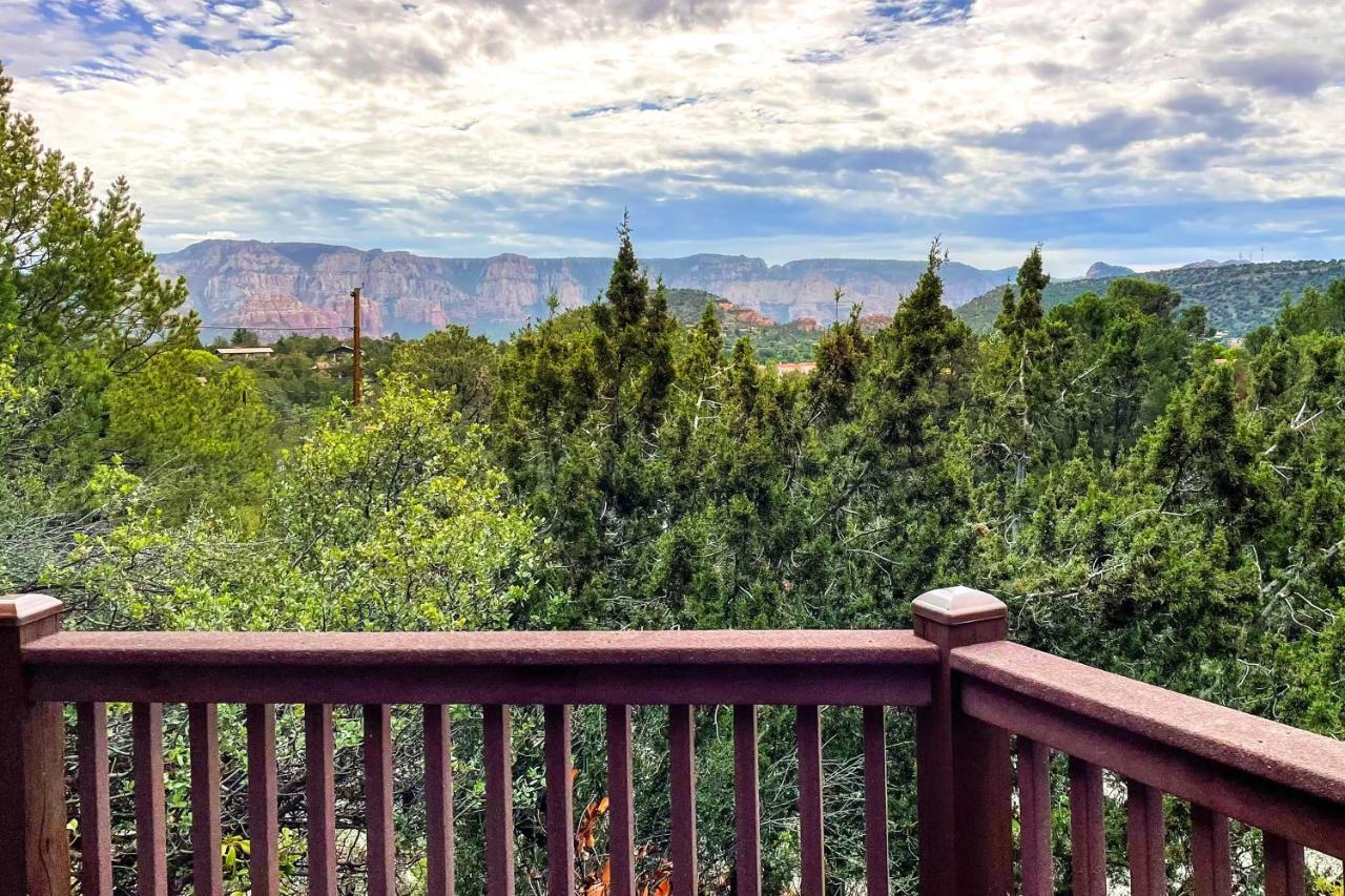 Bright Sedona Home With Deck And Mountain Views! ภายนอก รูปภาพ